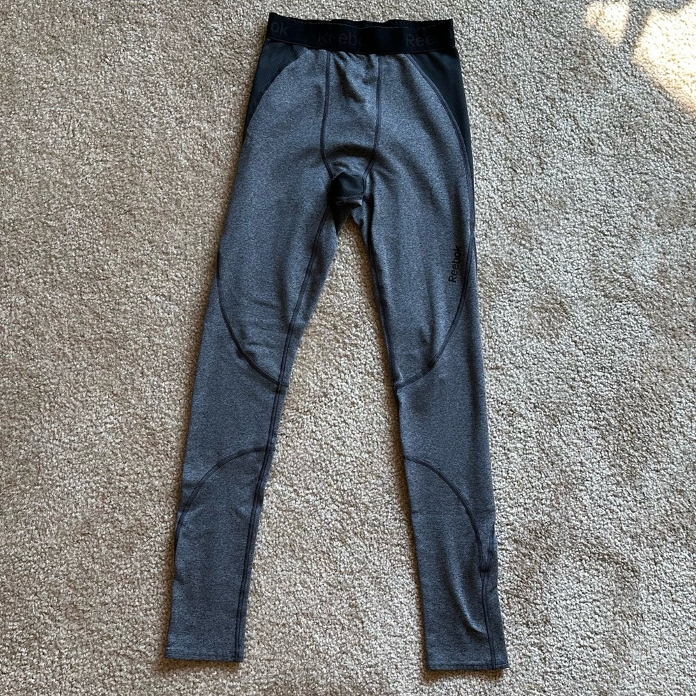 Reebok workout tights / compression